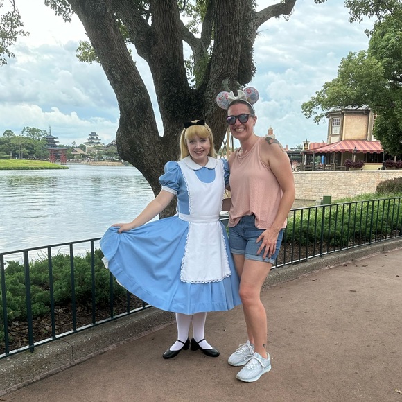 Live Show Listing - Picture 4 of 10